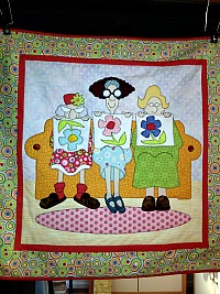 Seams Sew Right Fabric Shop - Quilt