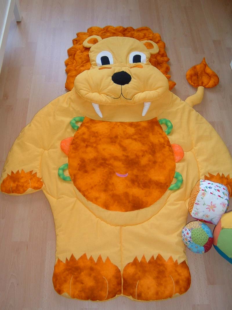 Love U Quilt in Yellow