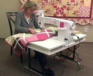 HQ Sweet Sixteen Handi Quilter