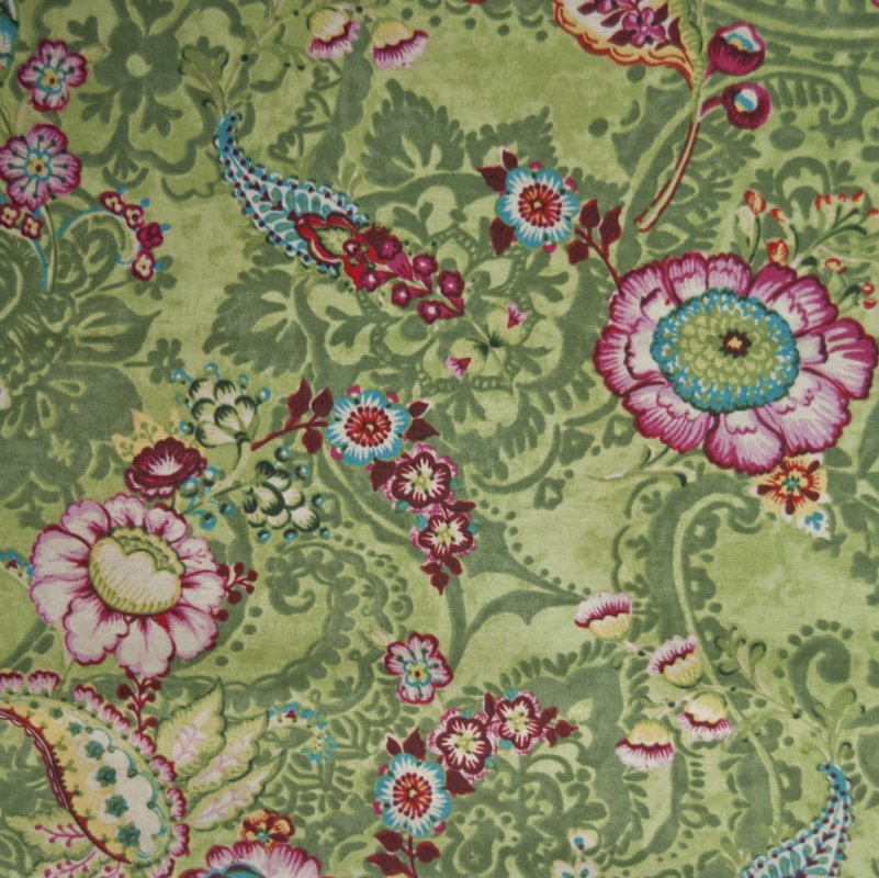 Country Garden Green Floral Paisley Crafting By the Yard Quilting