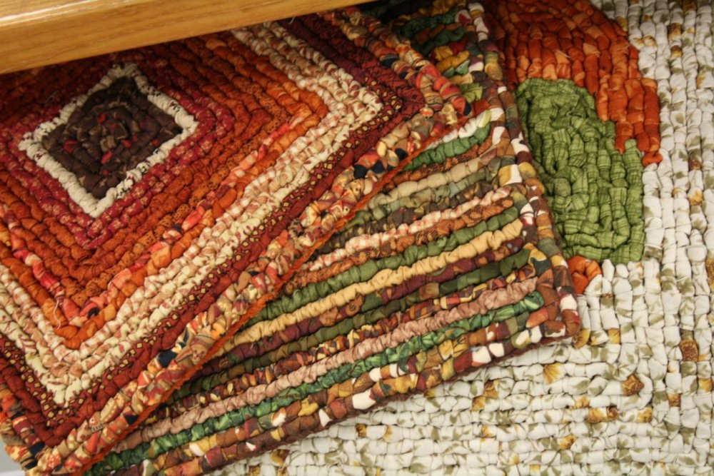 Beginning Locker Hooking