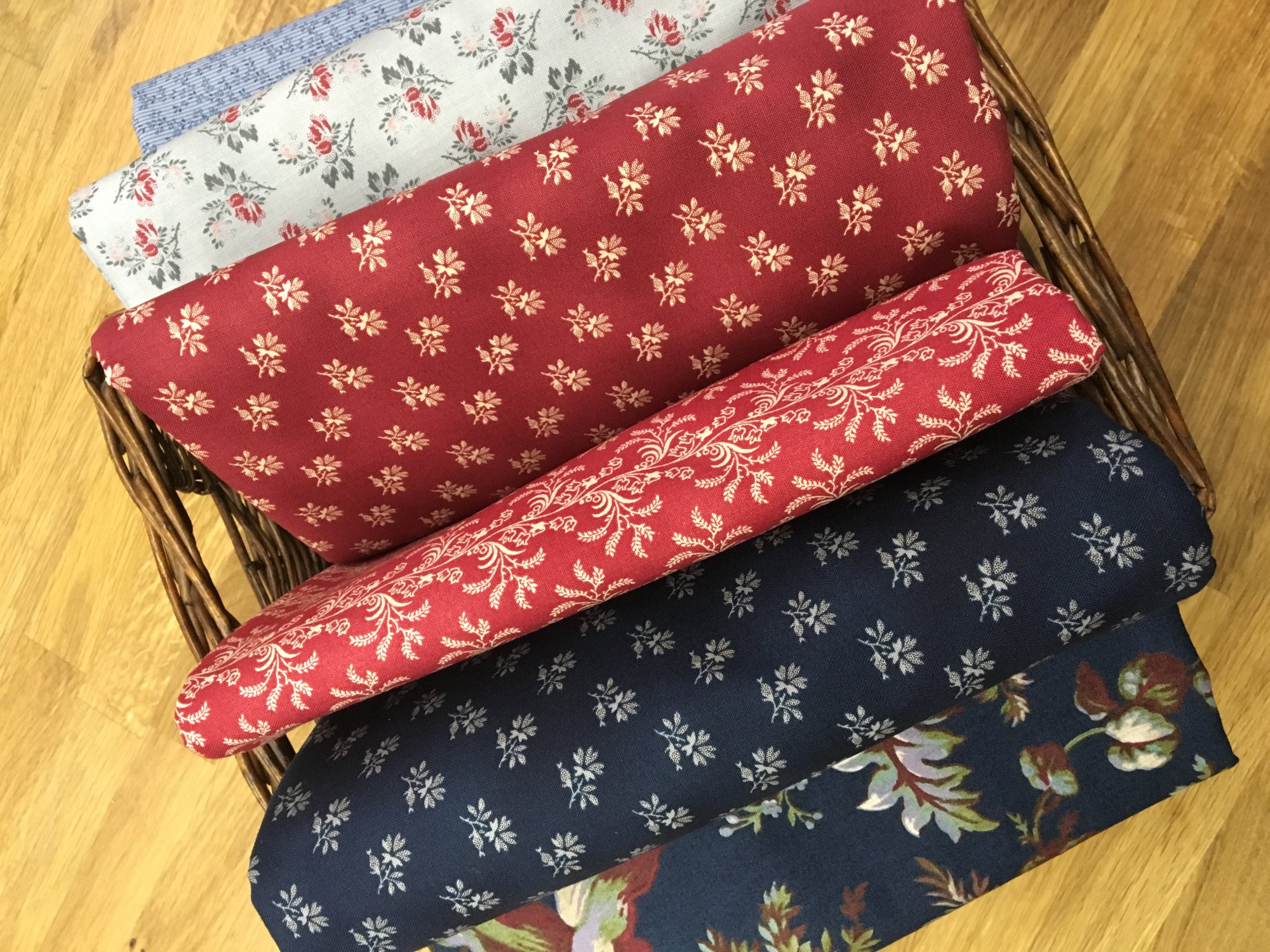 Mountain Creek Quilters, WoolFabricNotions Greenback, TN