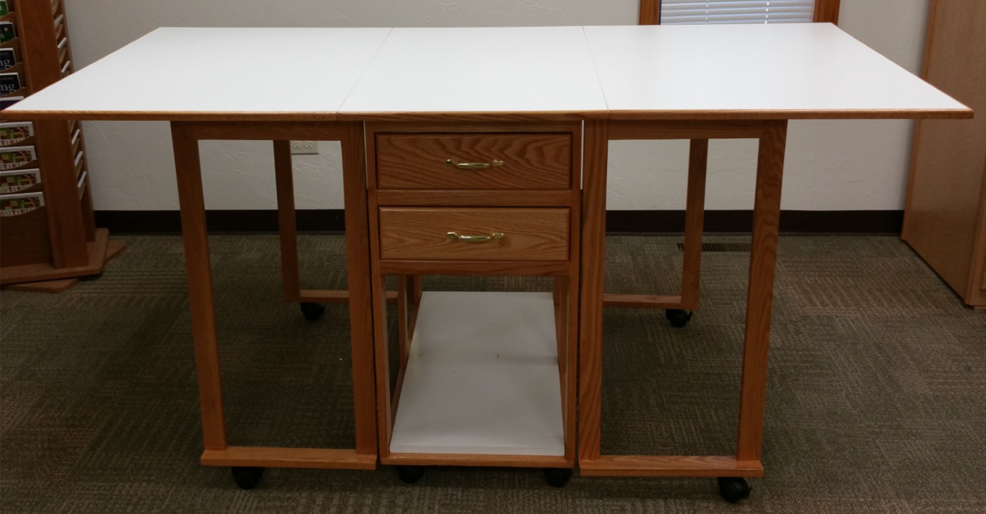 Cutting Tables & Hooping Stations