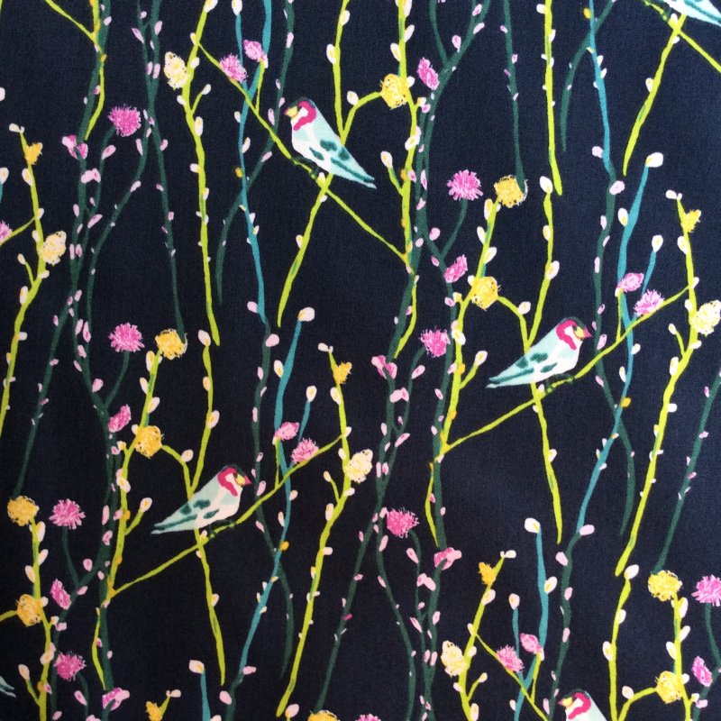 AR02 Contemporary Birds on Branches Flowers Floral Quilt Cotton